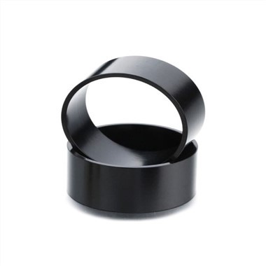 Magnet turnat prin compresie